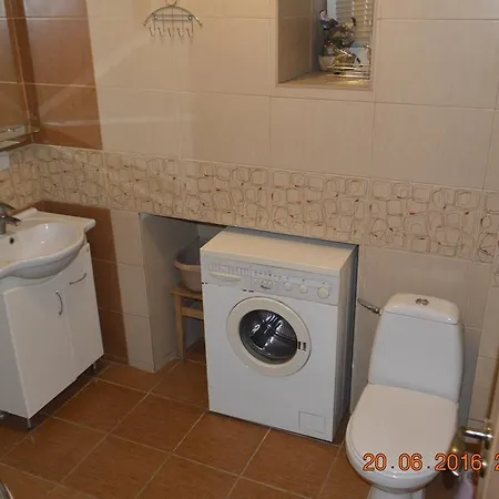 Apartment Doroshanka Lviv: Opera House Proximity With Private Parking Lviv