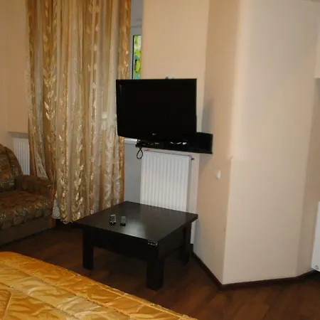 Apartment Doroshanka Lviv: Opera House Proximity With Private Parking *
