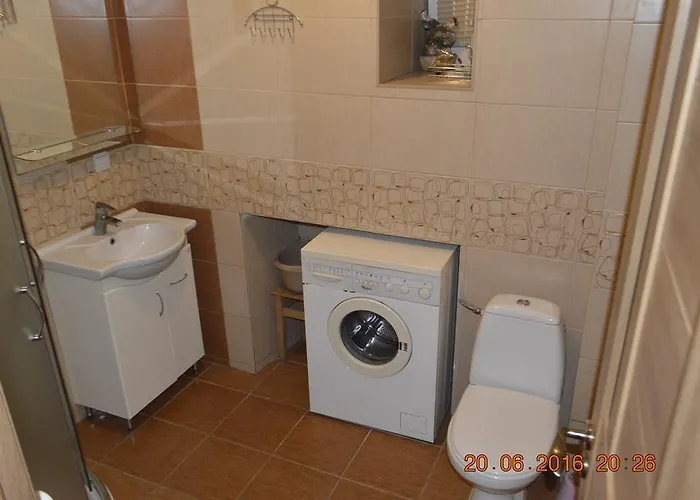 Apartamento на вулиці дорошенка 12 в центрі львова недалеко оперного театру з власною парковкою у дворі Leópolis